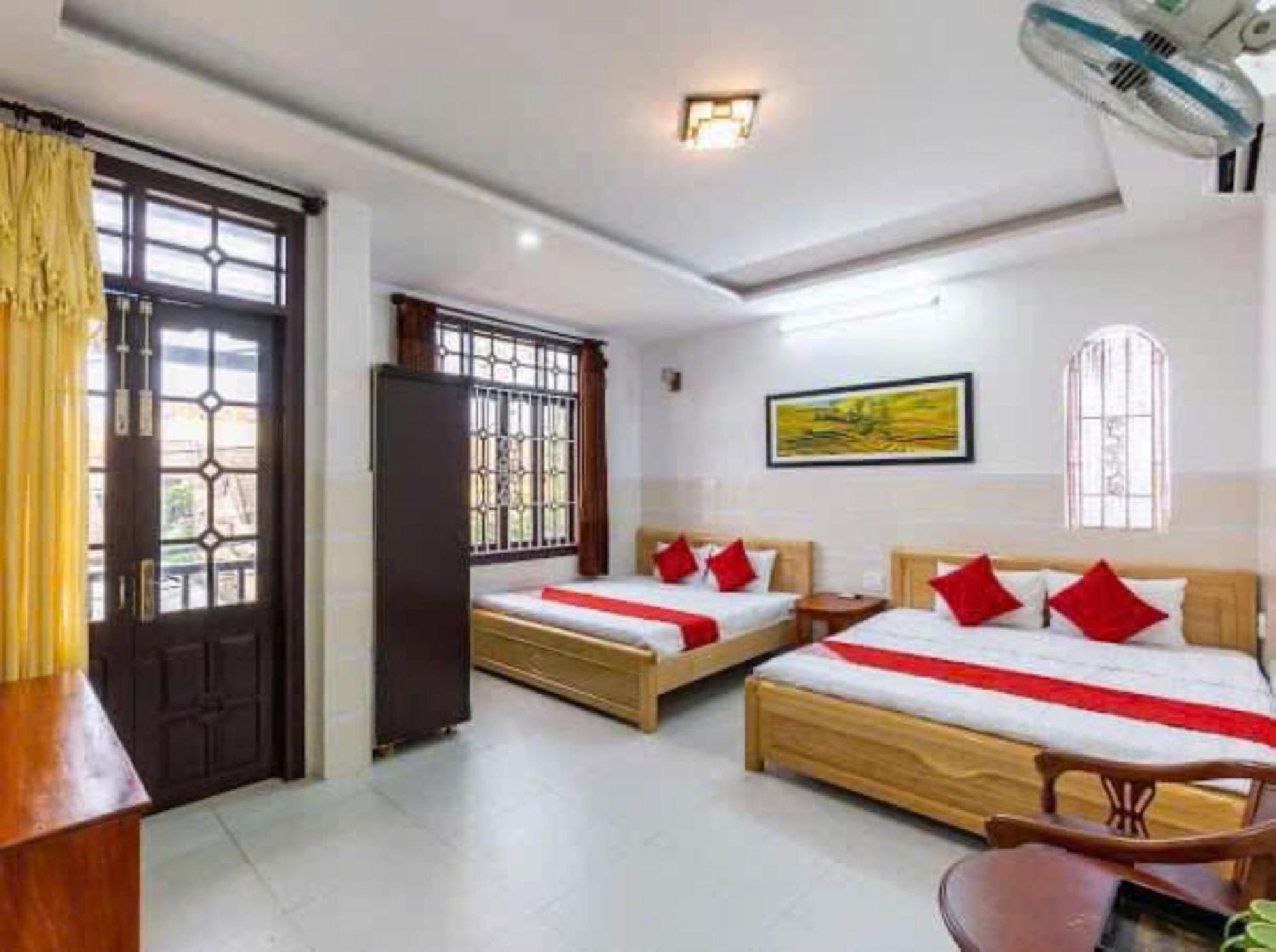 Homestay Bong House 2 *